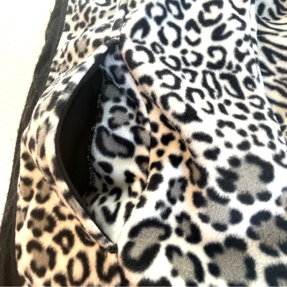 Women’s Fur Vest Animal Print Leopard Fuzzy Soft - Picture 4 of 7